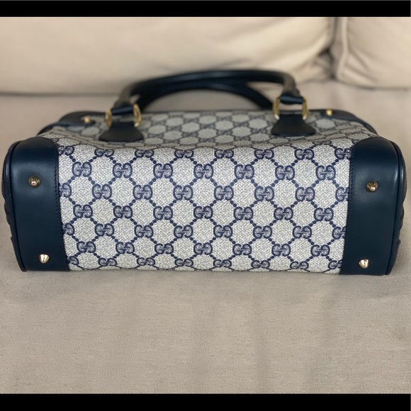 Vintage GUCCI Navy Blue Leather GG Satchel Tote - Picture 8 of 16